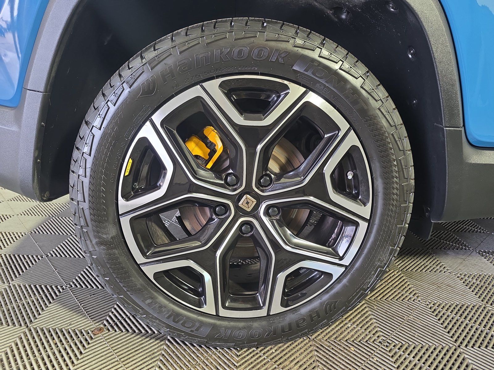 Used 2023 Rivian R1T Adventure Quad AWD/4WD image 12