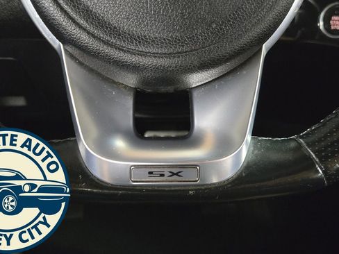 Used 2022 Kia Sportage SX image 14