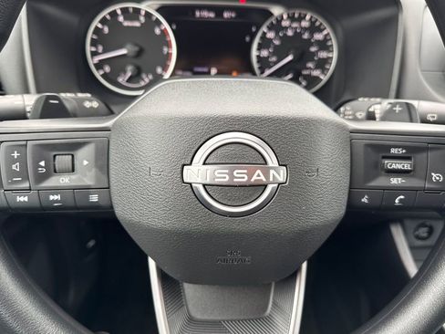 New 2025 Nissan Rogue S image 21