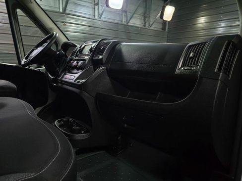 Used 2017 RAM ProMaster 1500 w/ Interior Convenience Group image 14