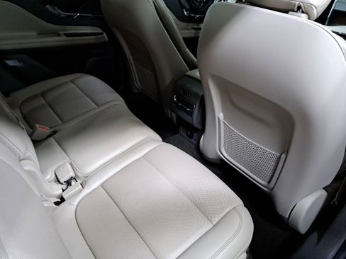 Used 2022 Lincoln Corsair Reserve w/ Equipment Group 201A image 11