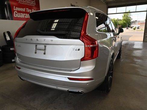 Used 2021 Volvo XC90 T6 Momentum w/ Advanced Package AWD/4WD image 6