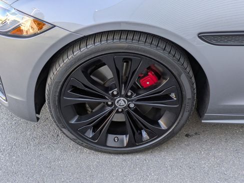 Used 2024 Jaguar XF R-Dynamic SE image 13