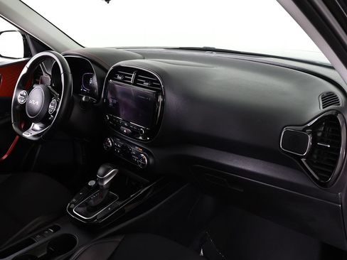Used 2023 Kia Soul GT-Line w/ GT-Line Technology Package FWD image 28