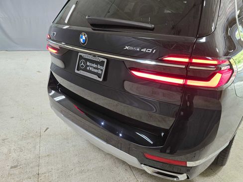 Used 2024 BMW X7 xDrive40i w/ Premium Package AWD/4WD image 15