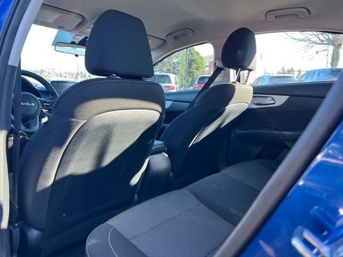 Certified 2023 Kia Forte LXS image 12