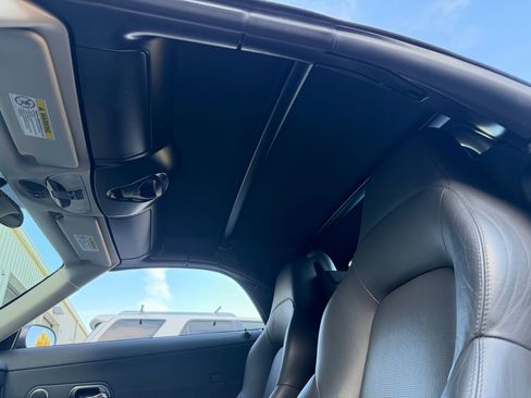 Used 2005 Chrysler Crossfire Limited image 51