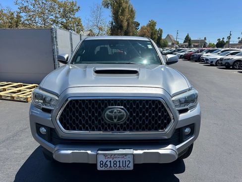 Used 2019 Toyota Tacoma TRD Sport RWD image 5