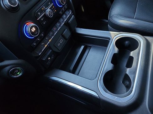 Used 2021 Chevrolet Silverado 1500 LTZ image 12