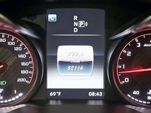 Used 2015 Mercedes-Benz C 63 AMG S image 17