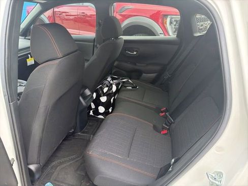 Used 2025 Honda HR-V Sport image 14