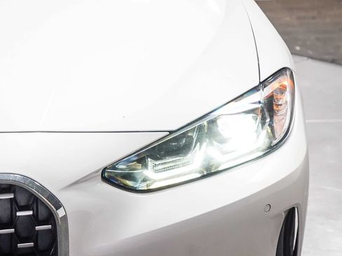 Used 2023 BMW 430i Convertible w/ Convenience Package RWD image 7