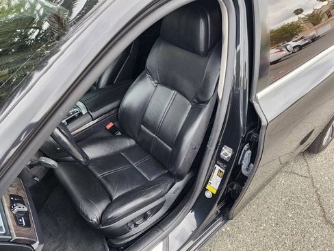 Used 2012 BMW 750Li image 13