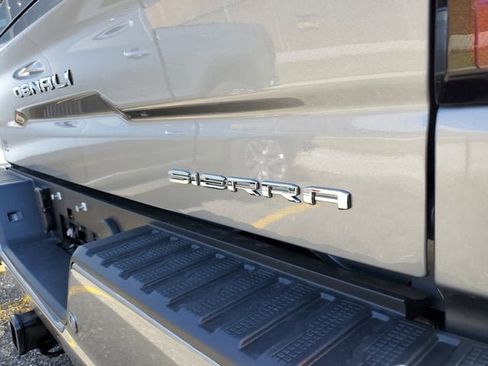 New 2026 GMC Sierra 1500 Denali w/ Denali Reserve Package AWD/4WD image 8