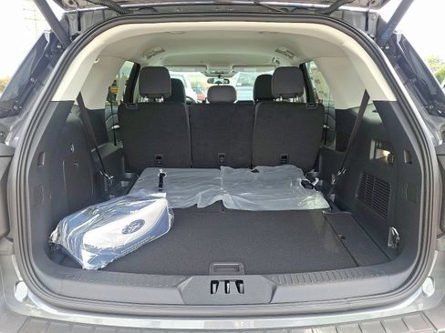 New 2025 Ford Explorer Active image 20