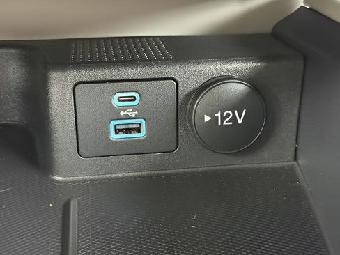 Used 2023 Ford Escape Active w/ Tech Pack #1 AWD/4WD image 14