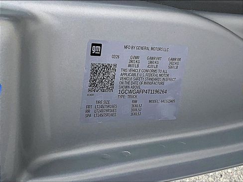 New 2026 Chevrolet Express 2500 w/ Driver Convenience Package RWD image 16