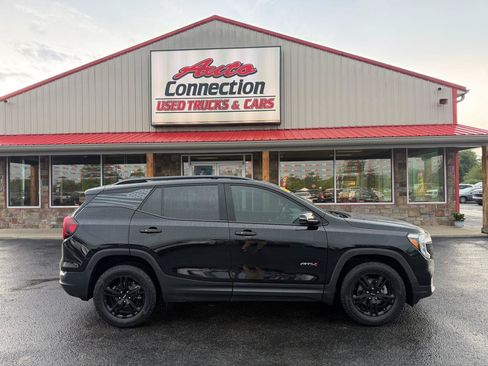 Used 2024 GMC Terrain AT4 w/ Infotainment Package II AWD/4WD image 3