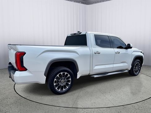 Used 2022 Toyota Tundra Limited w/ Power Package AWD/4WD image 6