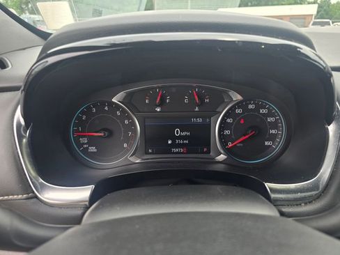 Used 2023 Chevrolet Traverse LT AWD/4WD image 16