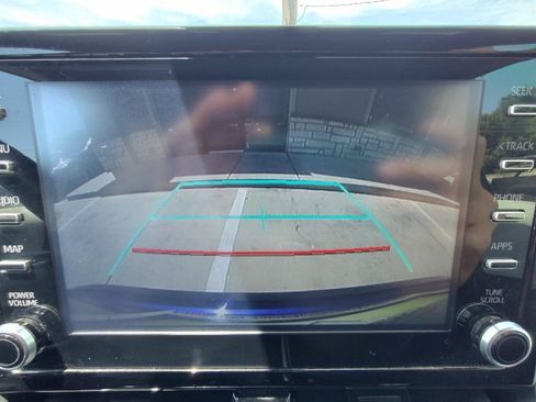 Used 2020 Toyota Corolla SE FWD image 24