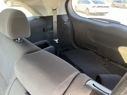 Used 2017 Kia Sorento FWD w/ LX Convenience Package image 13