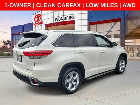 Used 2017 Toyota Highlander Limited w/ Carpet Mat Package AWD/4WD image 8