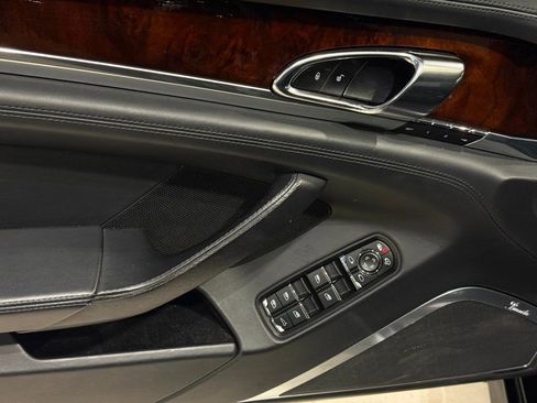 Used 2014 Porsche Panamera Turbo S Executive image 52