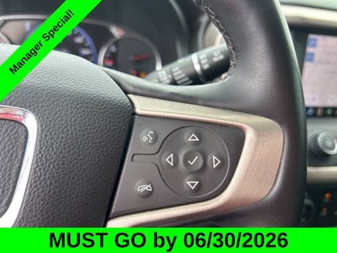 Used 2023 GMC Acadia Denali w/ Denali Ultimate Package AWD/4WD image 20