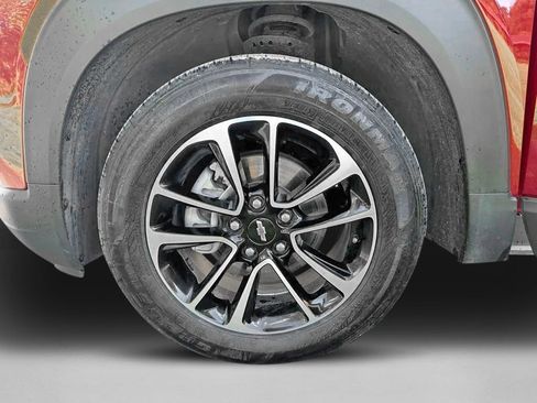 Used 2025 Chevrolet TrailBlazer LT FWD image 10