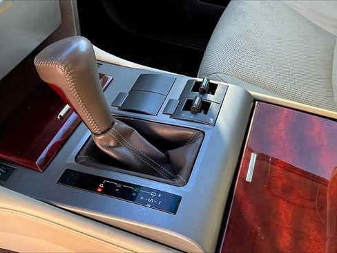 Used 2013 Lexus GX 460 image 16