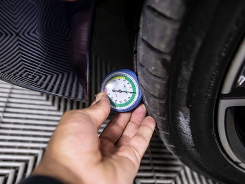 Used 2023 BMW i4 eDrive40 w/ M Sport Package image 40