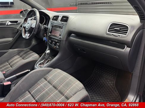 Used 2012 Volkswagen Golf 4-Door FWD image 12