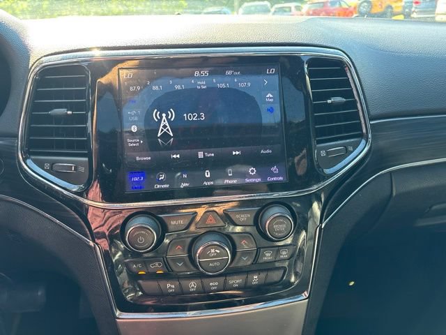Used 2020 Jeep Grand Cherokee Limited AWD/4WD image 19