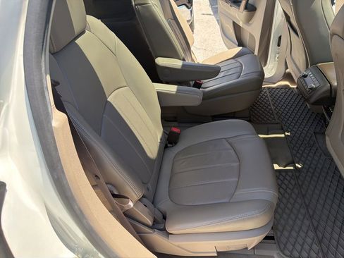Used 2015 GMC Acadia Denali FWD image 10