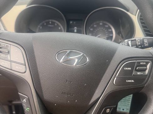 Used 2017 Hyundai Santa Fe Sport AWD/4WD image 7