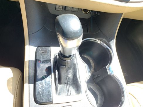 Used 2018 Toyota Highlander XLE FWD image 26