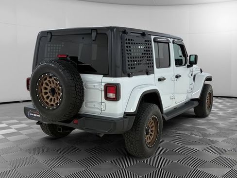 Used 2021 Jeep Wrangler Unlimited Sahara AWD/4WD image 5