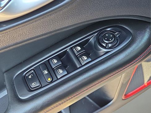 Used 2018 Jeep Compass Trailhawk image 13