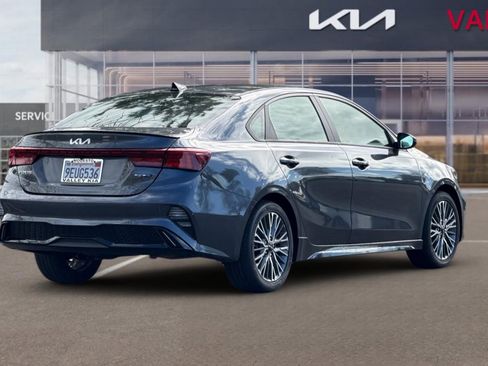 Certified 2023 Kia Forte GT-Line image 4