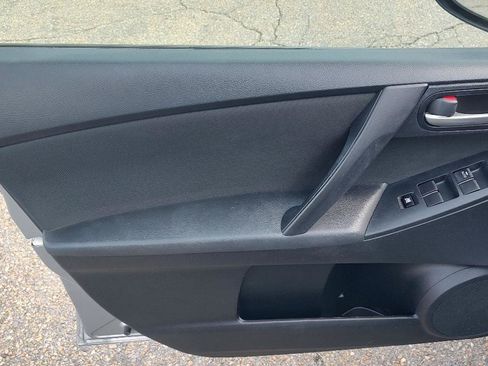 Used 2012 MAZDA MAZDA3 i Sport FWD image 9