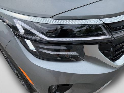 New 2026 Kia Seltos SX w/ SX Sunroof Package image 19