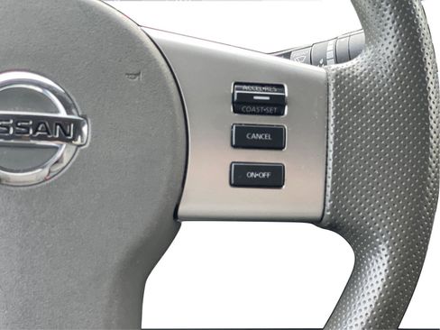 Used 2020 Nissan Frontier SV w/ Midnight Edition Floor Mats RWD image 18