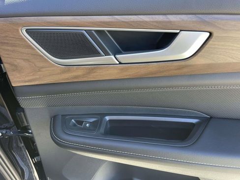 New 2026 Volkswagen Atlas SE FWD image 11