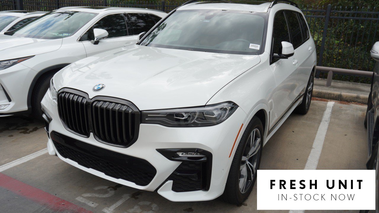Used 2022 BMW X7 xDrive40i w/ M Sport Package AWD/4WD image 1