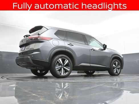 Used 2024 Nissan Rogue SL AWD/4WD image 41