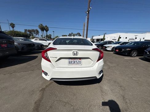 Used 2017 Honda Civic EX image 7