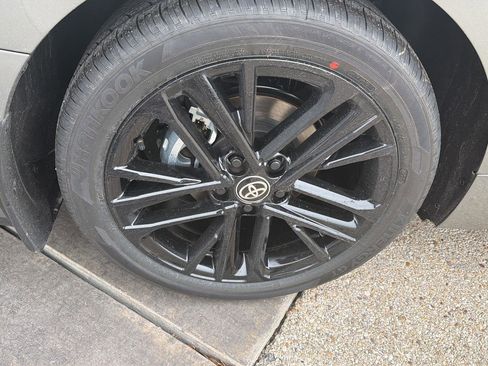 Used 2026 Toyota Camry SE w/ Convenience Package FWD image 7