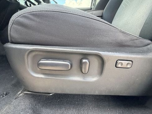 Used 2022 Toyota Tacoma TRD Sport w/ Technology Package RWD image 28