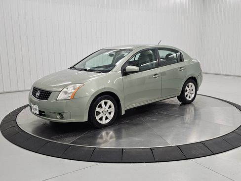 Used 2008 Nissan Sentra 2.0 S w/ Convenience Plus Pkg FWD image 1